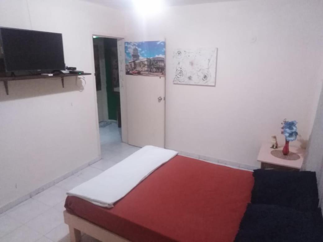 Hostal Hotel Ado Канкун Екстериор снимка